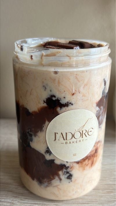 KINDER Kunafa Brownie jar